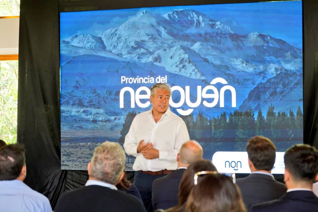 UN PRESUPUESTO QUE CONSOLIDA EL CRECIMIENTO DE LA PROVINCIA

Junto a los legisladores de nuestro espacio y de otros bloques con los que mantenemos diálogo permanente, compartimos una reunión para presentar el presupuesto 2026 y planificar la agenda legislativa.

Se trata de un