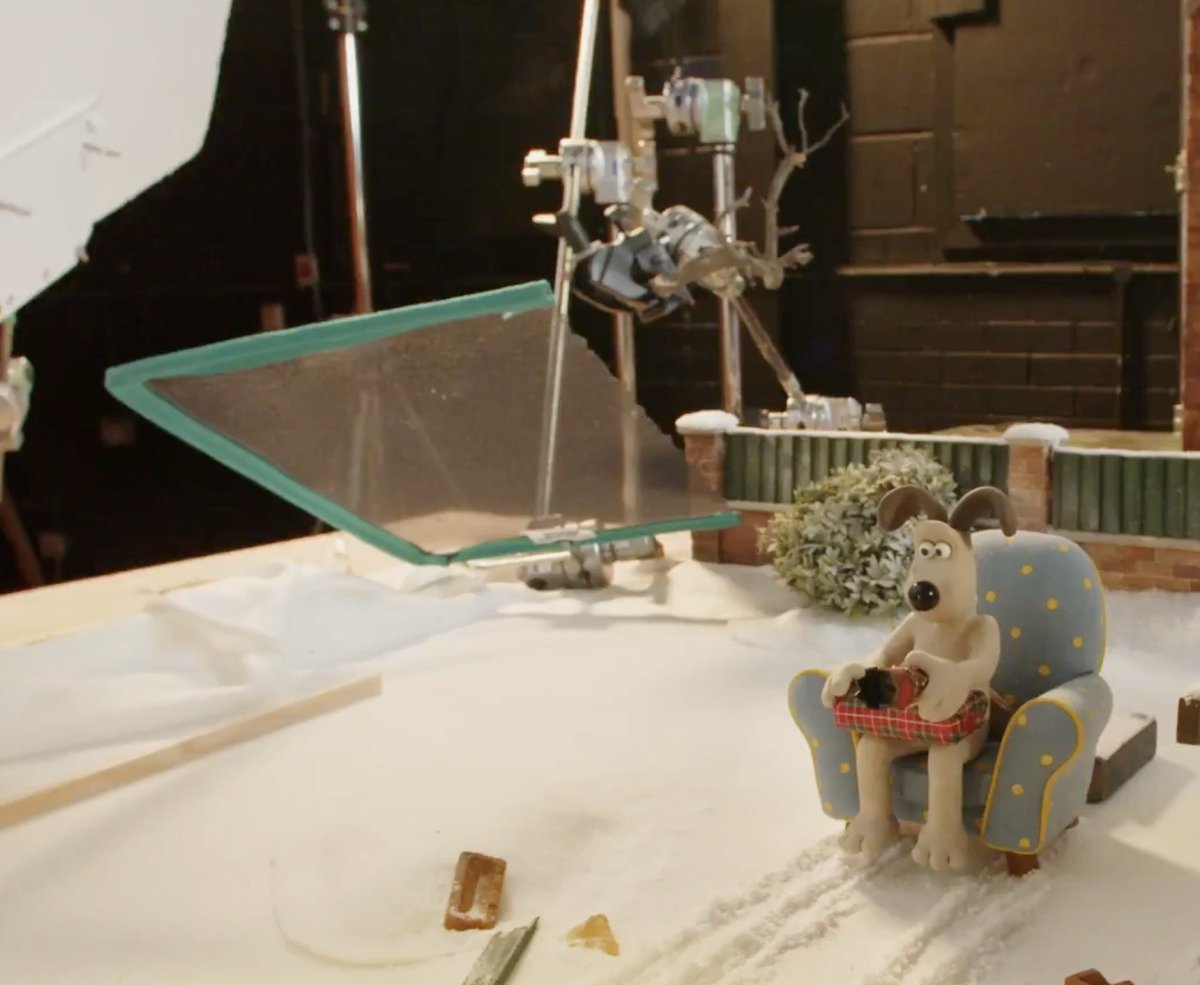 obsessed with these mini c-stands and scrims