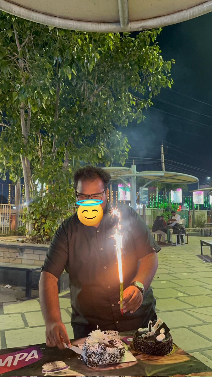 mohith000000's tweet image. Bye bye 24 🥂