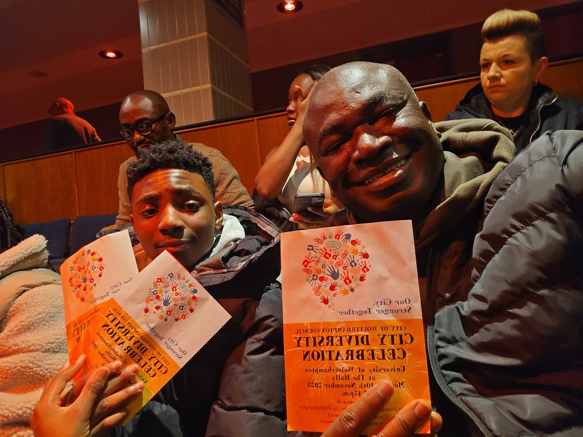 Bolabee4udvd's tweet photo. #wolvesdiversity.....the kids are having a wonderful time.....and we Pa's too..... https://t.co/ZLV2LbmhmK