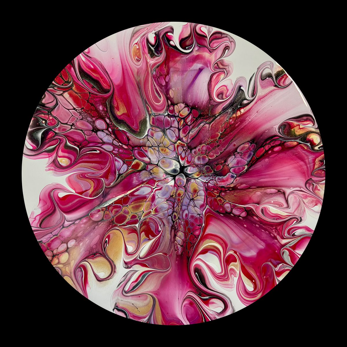 CarolePenhale's tweet photo. Creating a Fancy Bloom, and Negative Space. Acrylic Paint Pouring (1666) https://t.co/uuL76IVC8U via @YouTube https://t.co/93xD9XDgAk