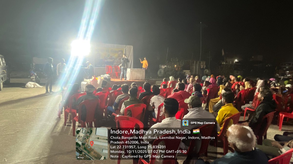 JSTomarAAP's tweet image. आम आदमी पार्टी द्वारा जारी मध्य प्रदेश जोड़ो अभियान के तहत वरिष्ठ पार्टी नेता डॉ पीयूष जोशी द्वारा इंदौर की विधानसभा क्रमांक 1, लक्ष्मीबाई नगर अनाज मंडी प्रांगड़ में की गई जनसभा। 
गत दिनों शुरू हुए मध्य प्रदेश जोड़ो अभियान के तहत आयोजित सभाओं की श्रृंखला में ये थी प्रदेश में…