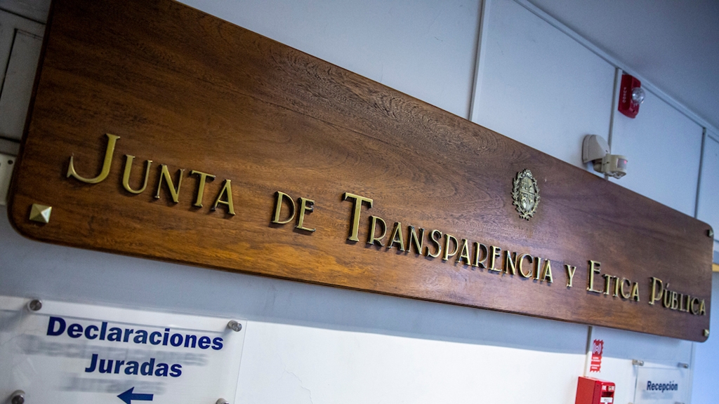 🎧📺 En #LaTertuliaEnPerspectiva con <a href="/CasildaEche/">Casilda Echevarria</a>, <a href="/pdiaz430/">Pablo Diaz Anguilla</a>, <a href="/JuanErosa_/">Juan Andrés Erosa Reboledo</a> y <a href="/PataGonzaV/">Patricia González Viñoly</a>.

La Jutep quedó cuestionada luego del fallo sobre el caso Danza.

enperspectiva.uy/en-perspectiva…