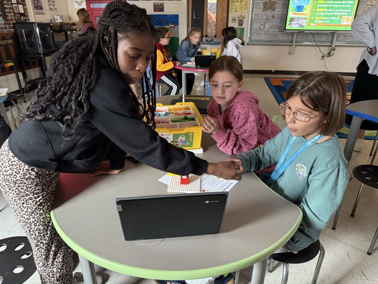 ButtsRoadInt's tweet photo. BRI robotics fun continues this week with 4th grade's exploration of planetary rotation vs revolution with LEGO Spike's "Twirling Teacups" build and programming.  These hawks are doing such a great job learning sequential code and collaboration!  #SOARingHighatBRI https://t.co/FDMshZwq2z