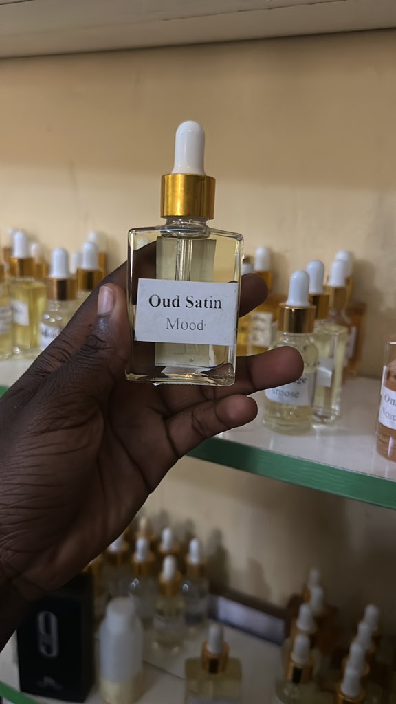 Siyaamarh's tweet image. 30ml Oils🥳💃🏻

Oud Satin Mood 13,000
Promise Frederic Malle 15,000
Al Wisam Rasasi 15,000
Reef 33  15,000

Location Lugbe Abuja
