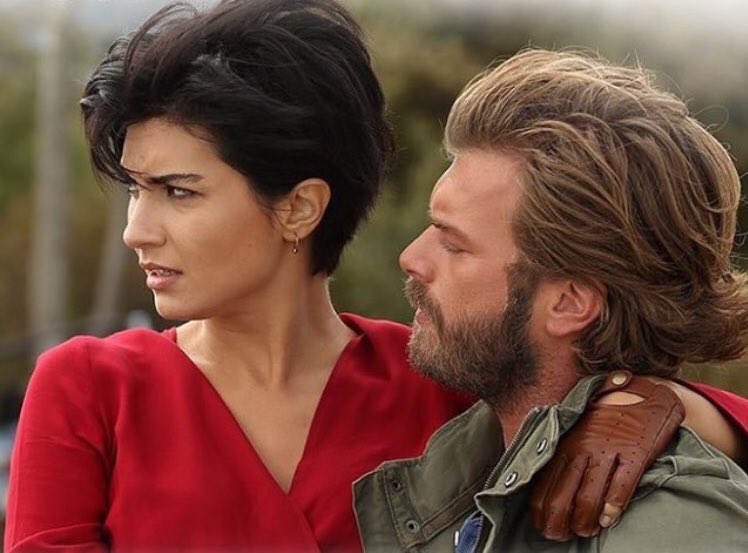 Tubabustun_ir1's tweet photo. 9 yıl önce bugün.. 🥹🍁
10/11/2016 ❤️🔥
#TubaBüyüküstün #KıvançTatlıtuğ
#CesurVeGüzel #CesHan
@ayyapim @TubaBustun @kivanctatlitug https://t.co/p1vtBQhbOG