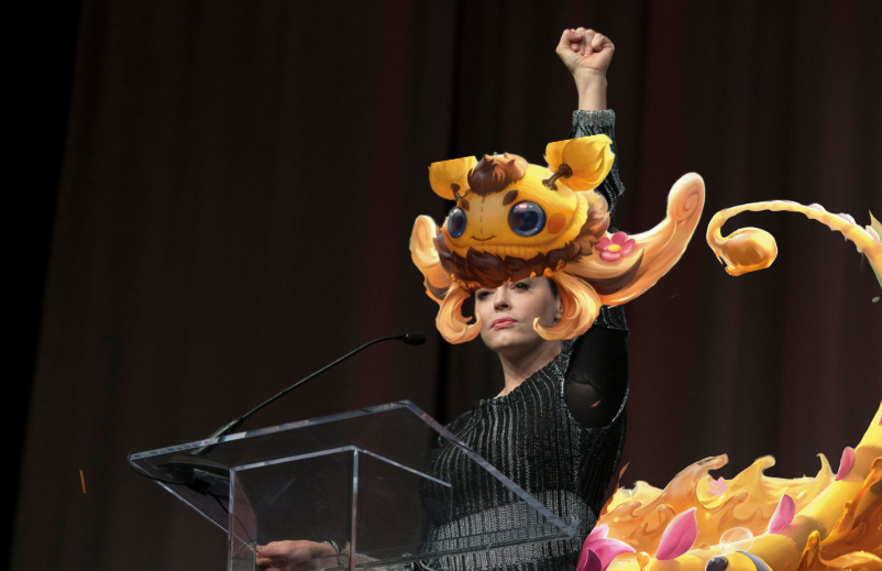 NEEKO NATION WE NEED TO MAKE SURE NEEKO GETS A T1 SKIN!!!!!!!!!!!!!!!! LET ME HEAR YOU SCREAAAAAAAMMMMMM