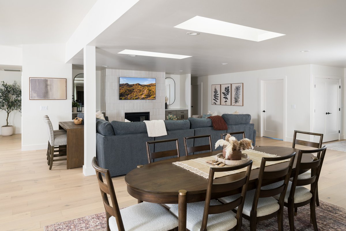 Mav_Builders's tweet image. Want to learn more about our construction process? Contact us today!

#contractor #builder #construction #developer #home #rental #AirBnb #newconstruction #generalcontractor #localbuilder #Arizona #AZ