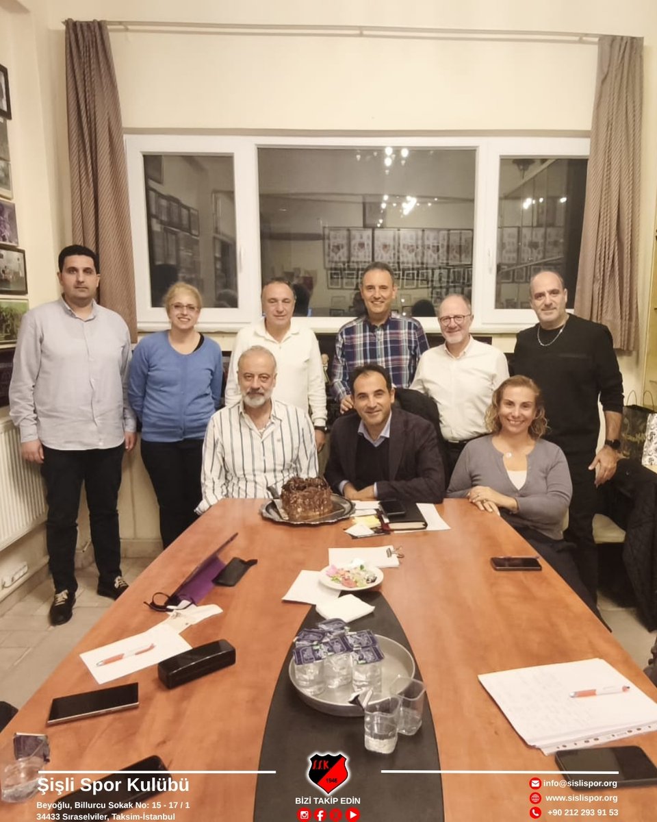sislisporkulubu's tweet image. Şişli Spor Kulübü yöneticileri,başkanları Alen Tekbıçak ve yönetim kurulu üyesi Aret Mıgırdiçoğlu&apos;na sürpriz yaptılar.

İyi ki doğdunuz Alen Tekbıçak&amp;amp;Aret Mıgırdiçoğlu🎉

#şişlisporkulübü #şişlihaber