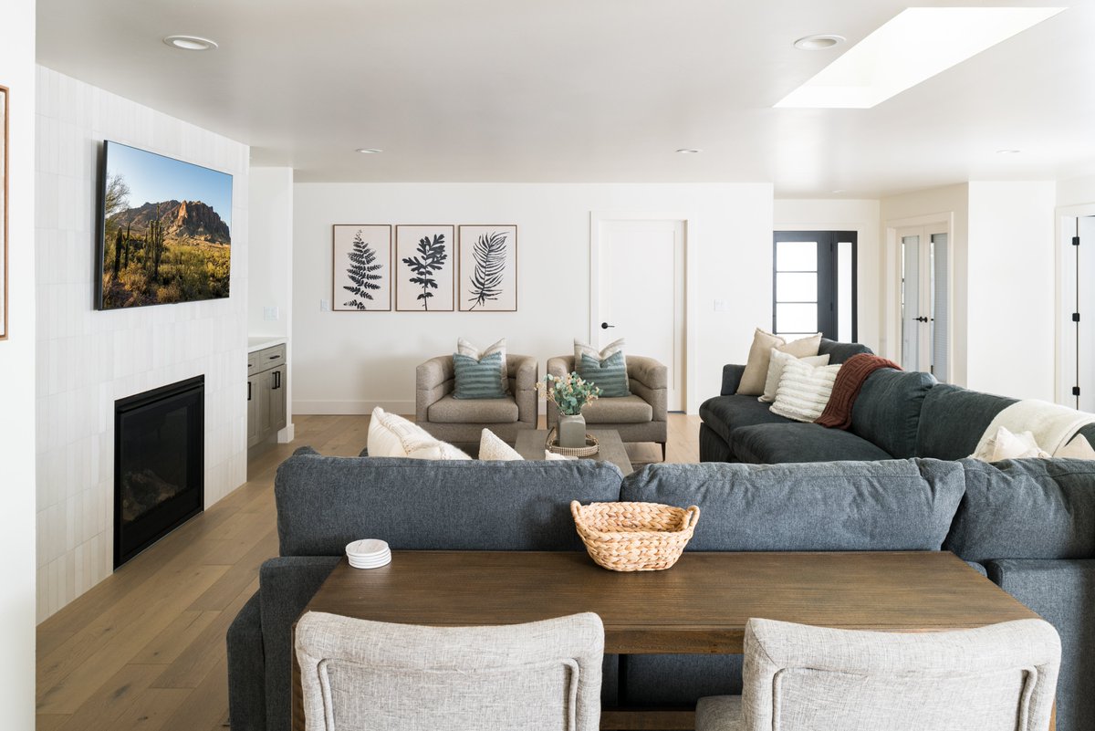 Mav_Builders's tweet image. Want to learn more about our construction process? Contact us today!

#contractor #builder #construction #developer #home #rental #AirBnb #newconstruction #generalcontractor #localbuilder #Arizona #AZ