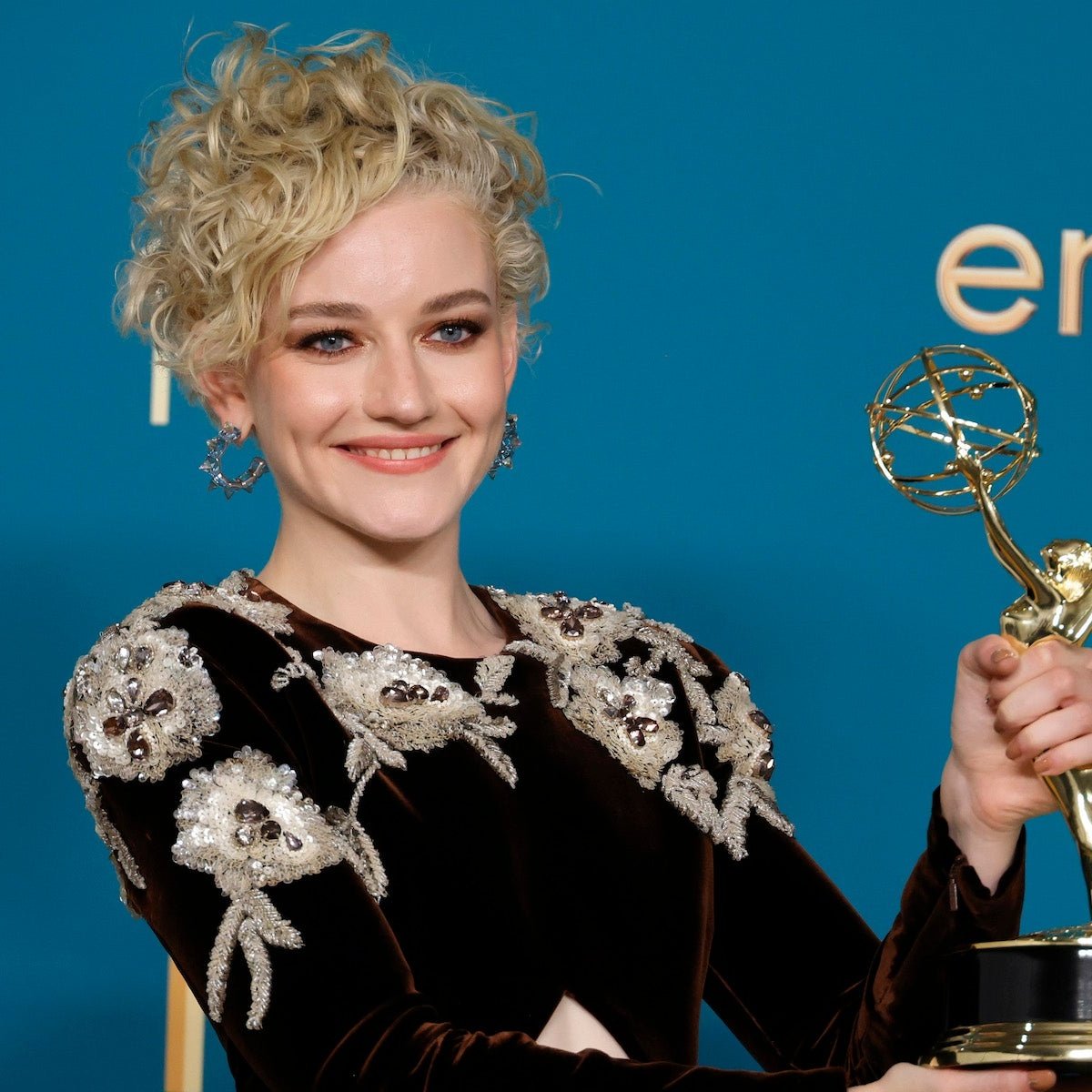 i just learned julia garner is a zionist, and i am CRUSHED

israel ruins everything it touches