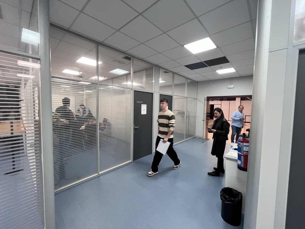 imhcampus's tweet image. IX. Enplegu azokan parte hartu duten 30 enpresen iritzia eta ikasle-dualentzako aholkuak:
¿Por qué el #ModeloDual? ¿Qué le pides a un/a estudiante que inicia su #formacióndual? La respuesta en los videos 🎦:

bideoa.imh.eus/w/p/aRdTKKmx8N…

Eskerrik asko💙

#ingenieriadual
@upvehu