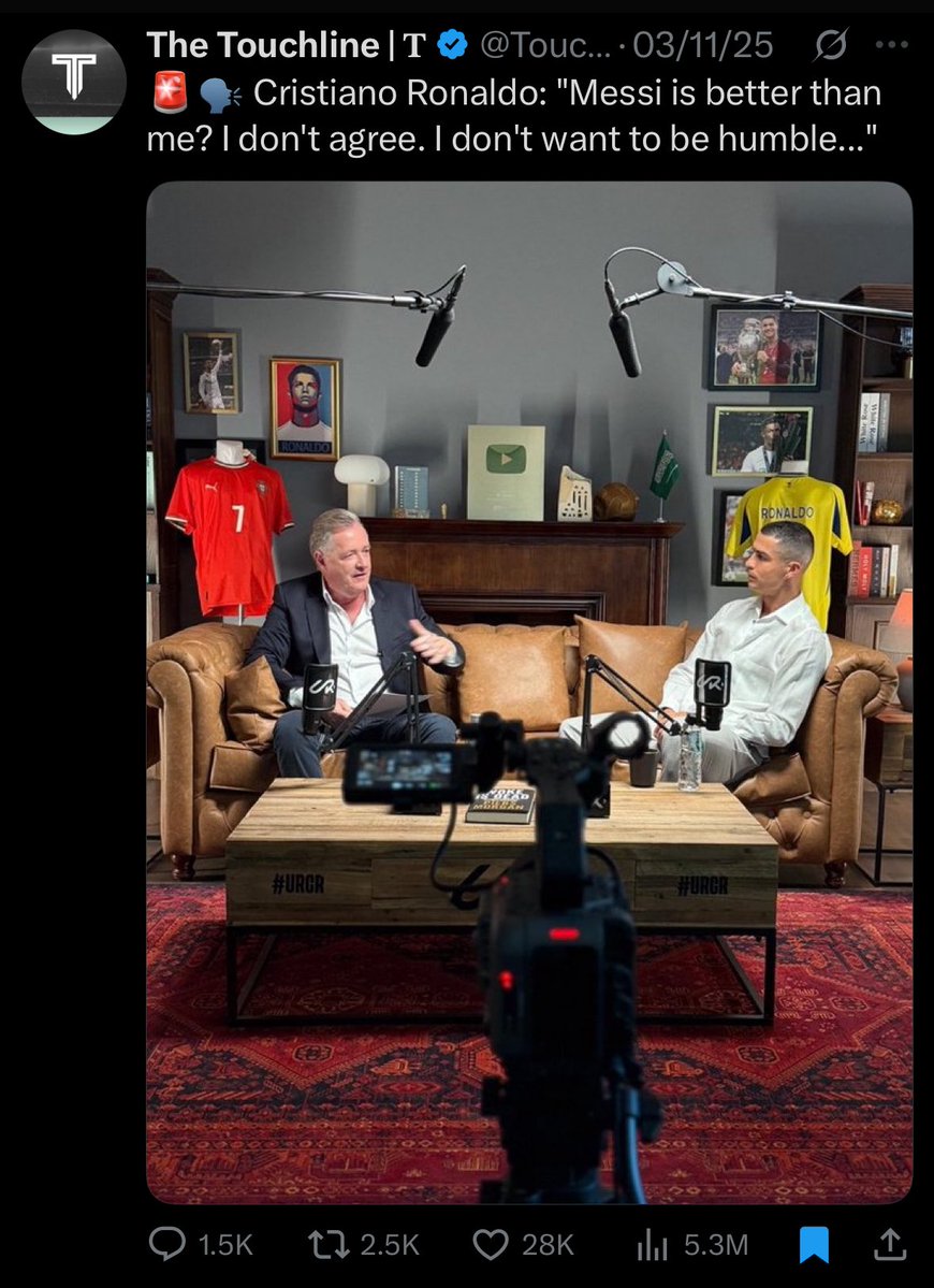 NoodleHairCR7's tweet image. 🚨 An account posted fake quote of ronaldo allegedly getting mad on comparison with Messi

They tried to frame a question about cars into a ronaldo-messi controversy.

Their tweet reached 5M+ views.

Cristiano Ronaldo interview must have really hurt some people