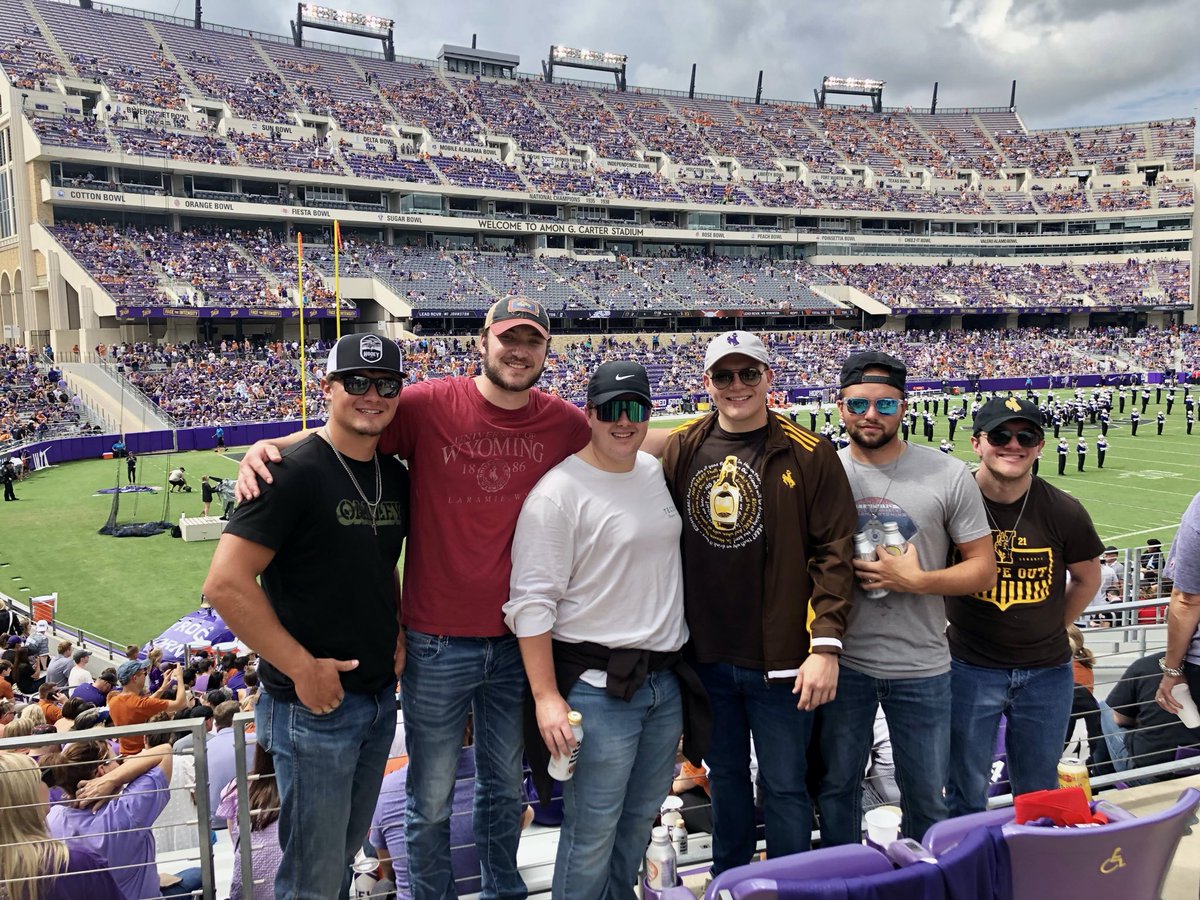 Bmo2409's tweet image. @PatMcAfeeShow a little over a year ago 5 of my lifelong friends and I randomly drew Pittsburgh as our next destination for an annual CFB trip. Little did we know we selected the perfect weekend for College Gameday to meet us. Any shot we could meet for our first Gameday year??