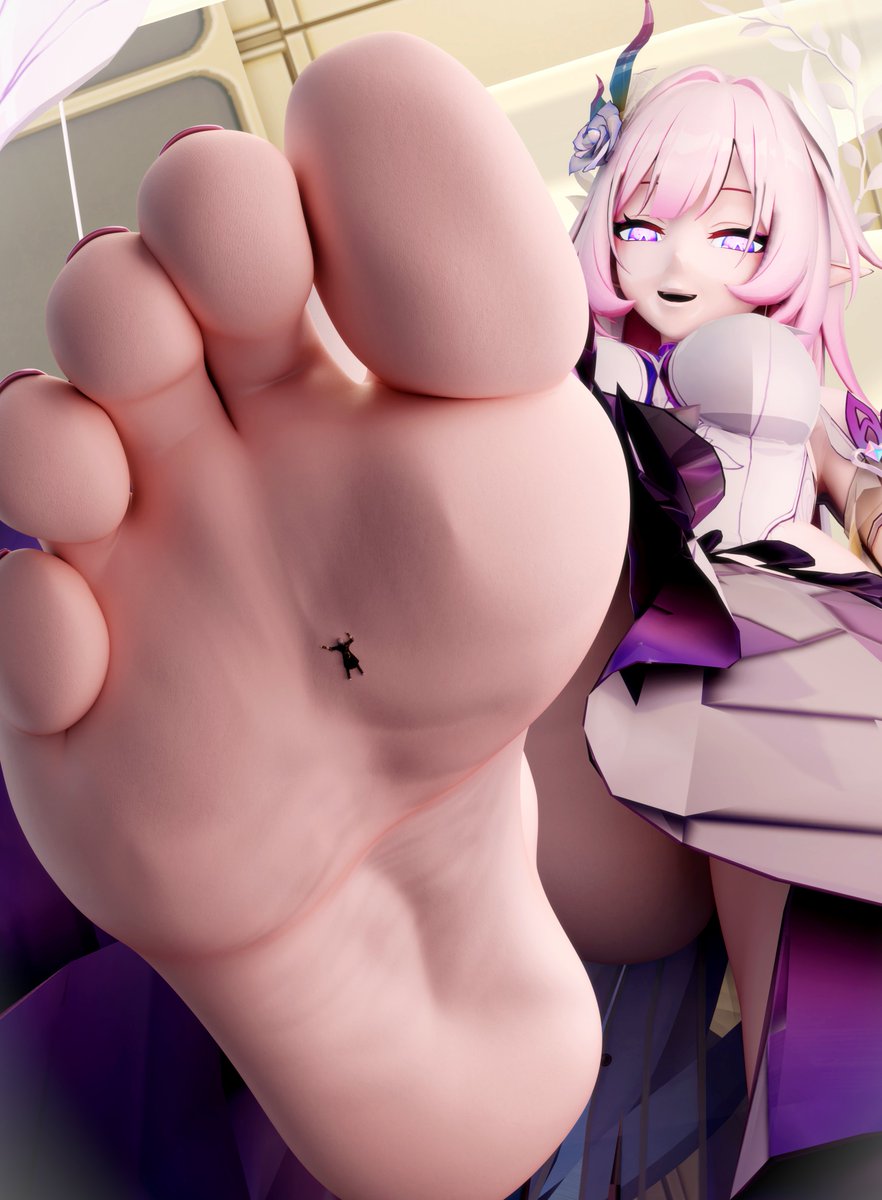 Well-

I rolled her so I had to make a picture with her.