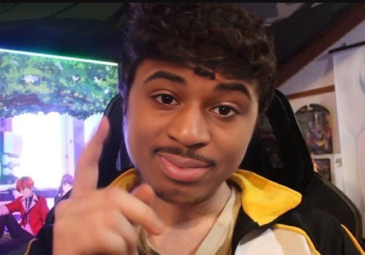 ur bare late to the game dargy