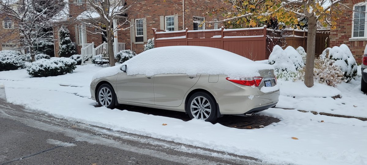 🚗❄️ Heads up, Aurora! Winter parking rules return Nov 15–Apr 15:

🕑 No street parking 2–6 a.m.
🚫 No parking during snow clearing (even if it’s not snowing!)
Help keep roads safe for plows this winter.

Need a temporary permit? Learn more at aurora.ca/WinterParking