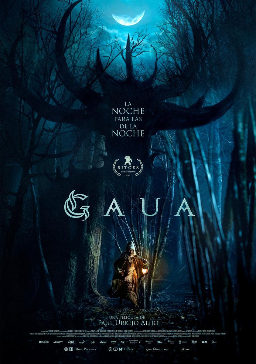 Como es de noche os voy a aterrorizar. Gaua, de Paul Urkijo, es un festival de folk horror, visualmente atrevido. Ambientada en el Pais Vasco del s.XVII con brujería en bosques peligrosos; espeluznantes apariciones del diablo y oscurantismo. Y tb un canto a la libertad femenina.