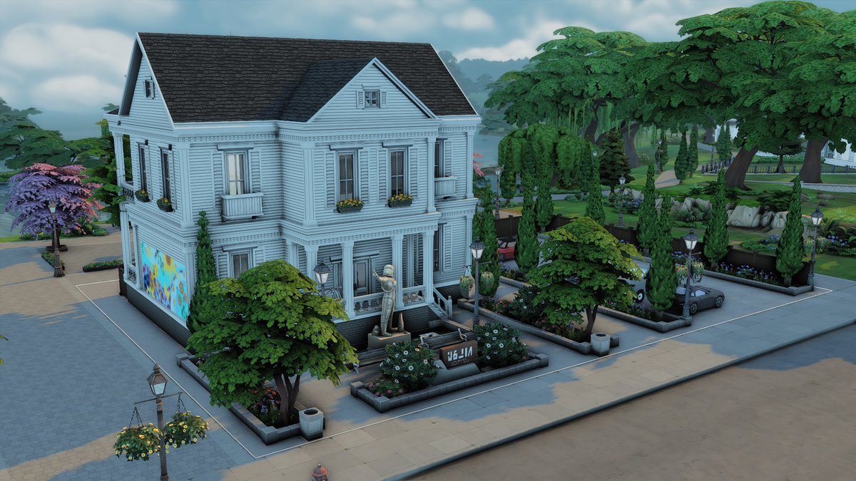 lylasimYT's tweet photo. Aquí los lotes comunitarios del mundo todos con un estilo parecido para que el barrio quede conjuntado! ¿que os parece? #Sims4 #savefile https://t.co/YlyOsdLo3C