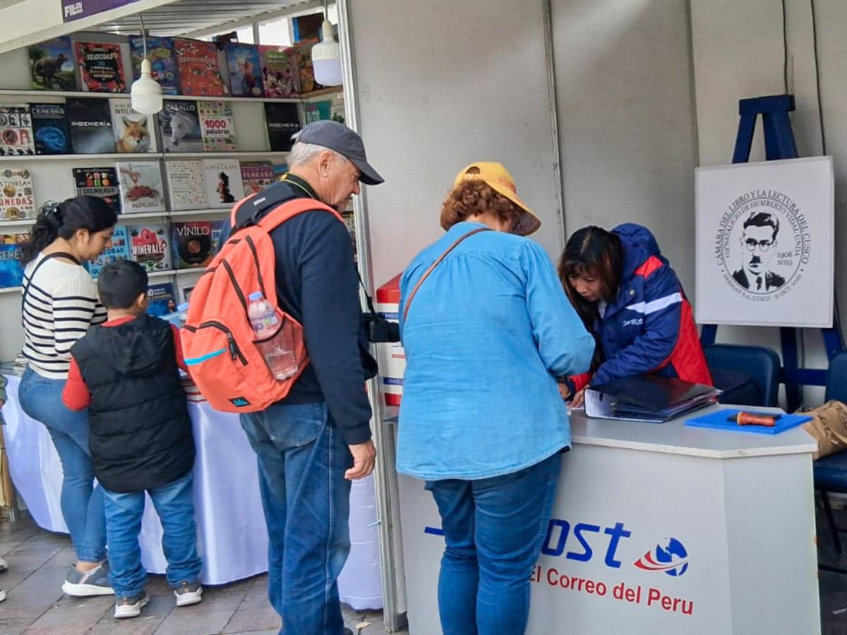📢 #NoticiasSerpost | Del 31 de octubre al 7 de noviembre de 2025 se desarrolló la 2.ª Feria Internacional del Libro y la Lectura del Cusco (FILLCU), evento organizado por la Cámara del Libro y la Lectura del Cusco.

Como parte de las actividades inaugurales, el 31 de octubre se