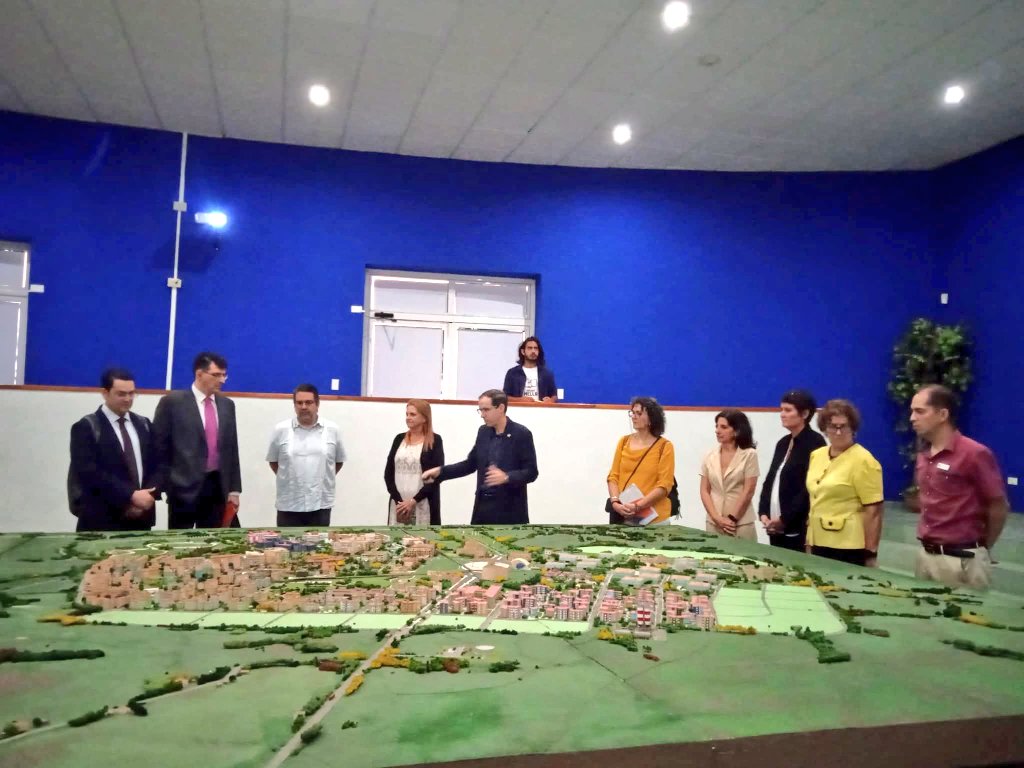 📌  Recibimos en la mañana de #hoy a representantes de la Unidad de Sistemas de Información y Salud Digital del Departamento de Evidencia e Inteligencia para la Acción en Salud de la <a href="/opsoms/">OPS/OMS</a>, junto a funcionarios de la oficina de la organización en #Cuba. 🇨🇺  

#SomosUCI #Cuba