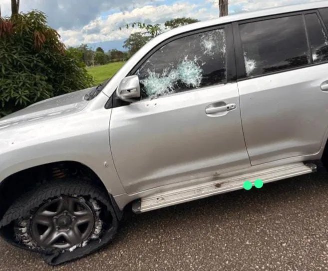 Rechazo de manera contundente el atentado del que fue víctima el Gobernador de Arauca del partido Liberal Renson Martínez <a href="/GobArauca/">Gobernación Arauca</a>. Este hecho es una muestra más de la violencia que sigue afectando a nuestras regiones.

Toda mi solidaridad con el pueblo araucano. Es urgente que