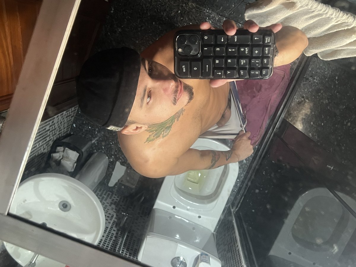 Ja posso soltar os conteúdos no meu banheiro com espelho no teto