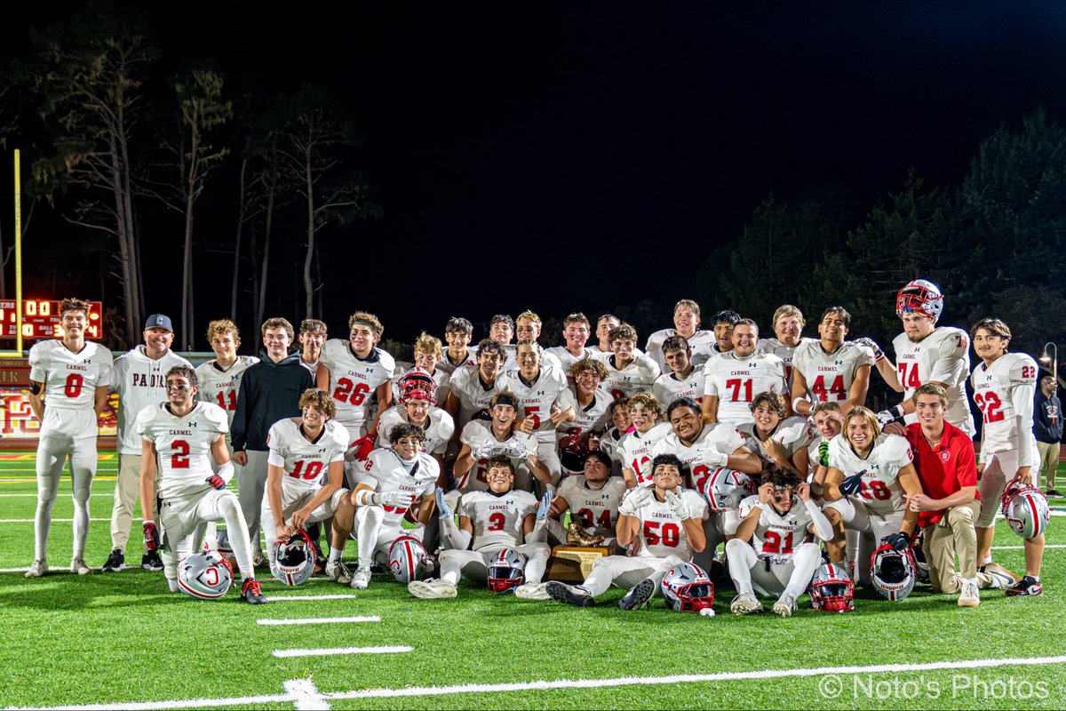 Notos_Photos's tweet photo. Congratulations, Padres! 🏆
The Shoe stays home in Carmel for a record-breaking 11th straight year!
A decade of dominance, pride, and tradition — well earned, boys. #GoPadres #TheShoe #CarmelFootball #Highschoolfootball #sportsphotographer #sportsphotography https://t.co/LzWvBWYwRp
