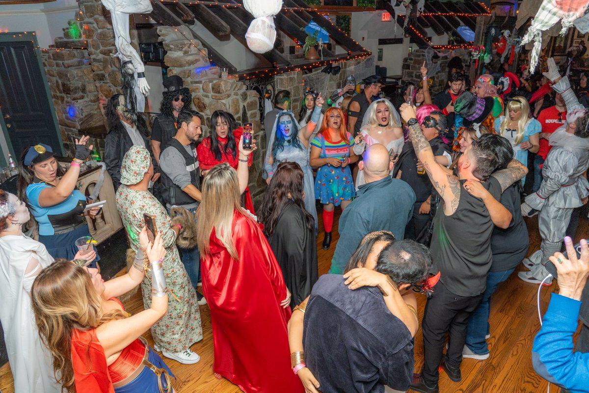 FIESTASLATINANY's tweet photo. Thanks for attending our 18th Halloween Party 2025 in NYC on Friday 0ct 31st @ The Joyce Public House.
It was a success, you were pretty freaking awesome, we loved your wild energy &amp; costumes!! 
Enjoy the pics, tag &amp; share it! 
IG page: @latinpartyny
https://t.co/UDGontnbqE https://t.co/yXzRkXD4ZL