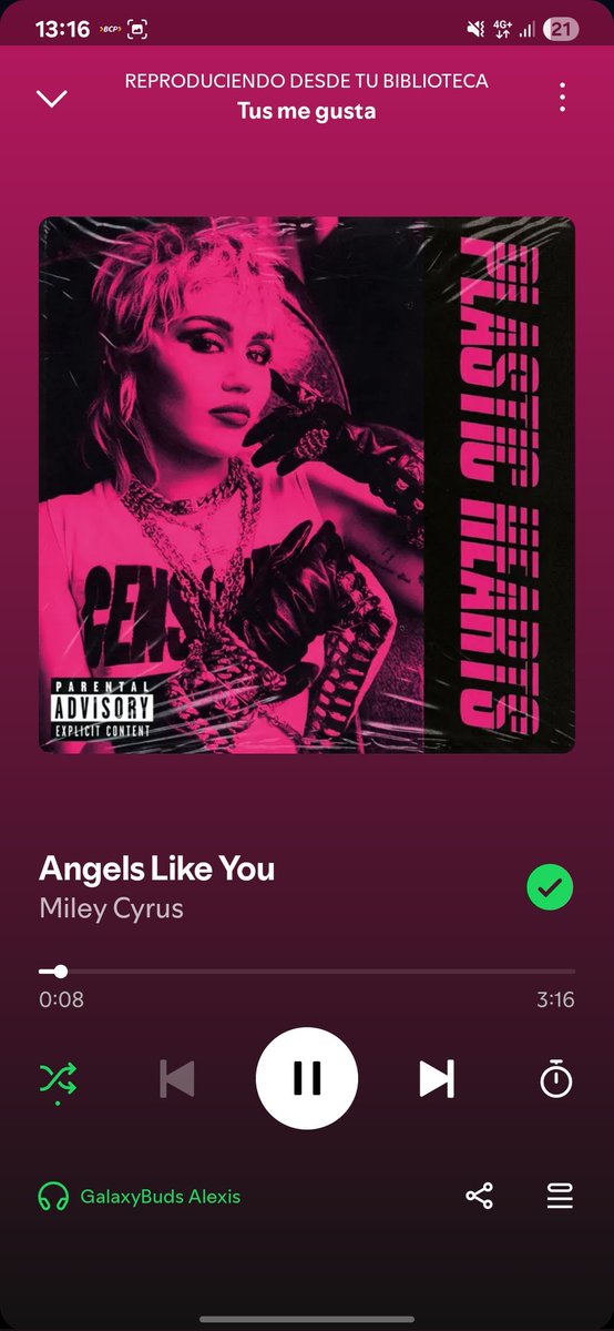 RobAle12's tweet photo. JAJAJAJA Spotify de mrd https://t.co/JIrxitLZ53