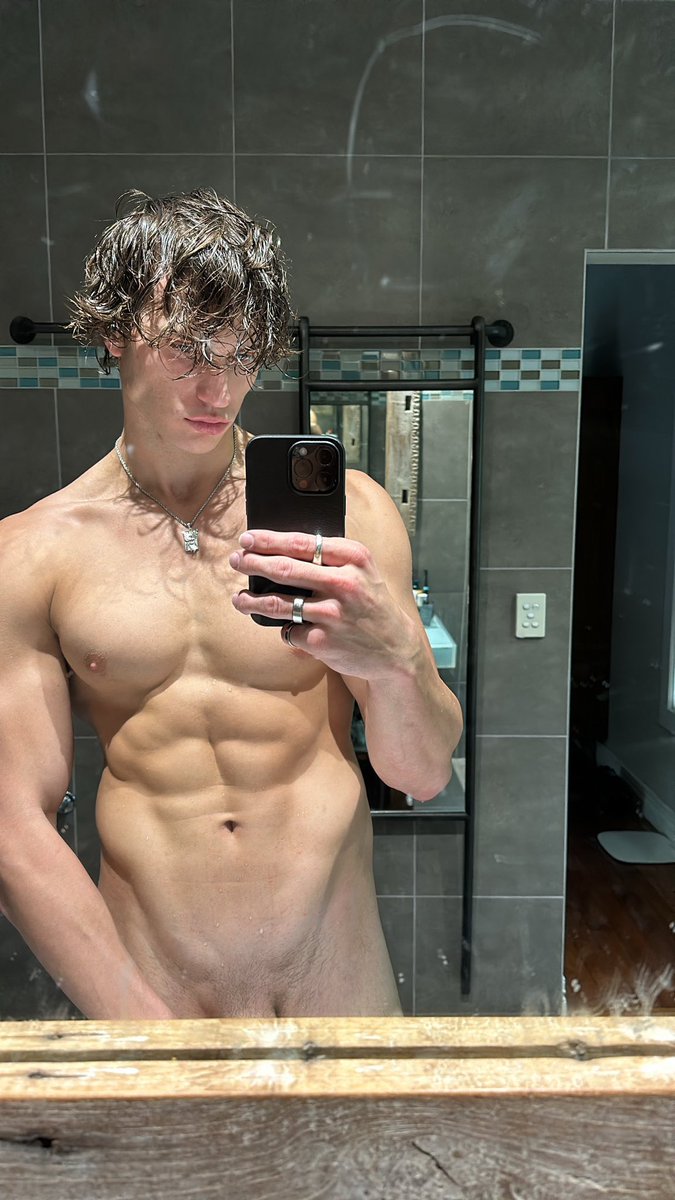 DorianXThatcher's tweet photo. Chudai🥵 https://t.co/Rc0cBdPlhy