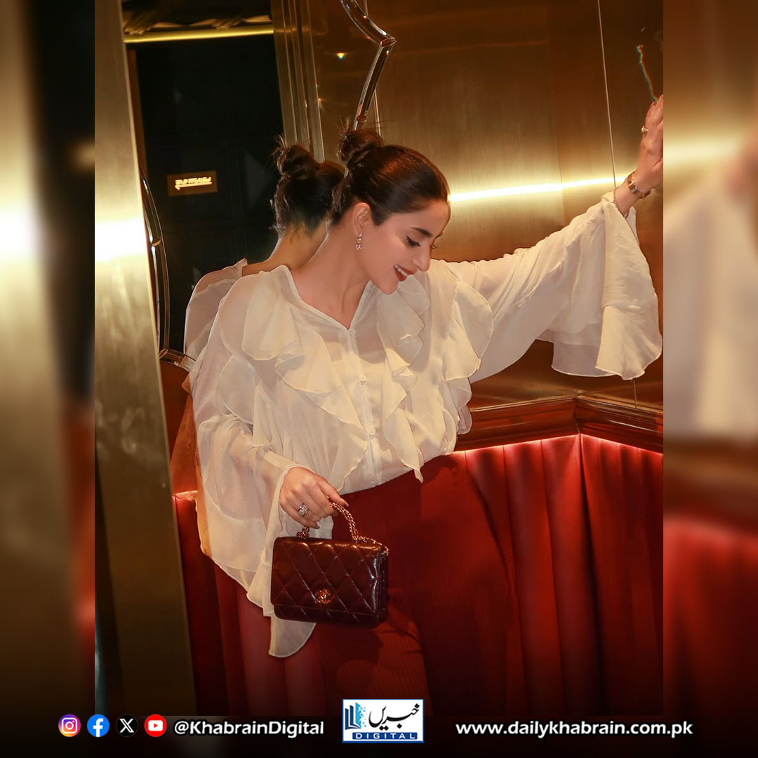 daily_khabrain's tweet photo. SABOOR
where grace meets grit
#khabraindigital
#Saboor #GraceMeetsGrit #WhereGraceMeetsGrit #GraceAndGrit #StrengthInStyle #BoldAndBeautiful #EleganceWithEdge https://t.co/VrYbOFeZ3O