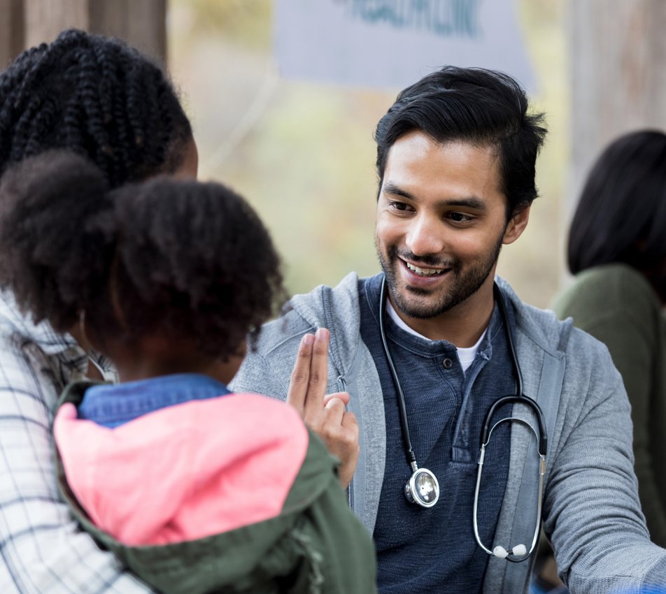 PHCDocs's tweet image. 🚀#MedStudentsServe application is officially open! CA medical students can now apply for up to $2,500 to support projects that improve health &amp;amp; wellbeing in underserved communities. Apply today! Apps due Jan, 12, 2026: phcdocs.org/medstudentsser… #CommunityHealth #HealthEquity
