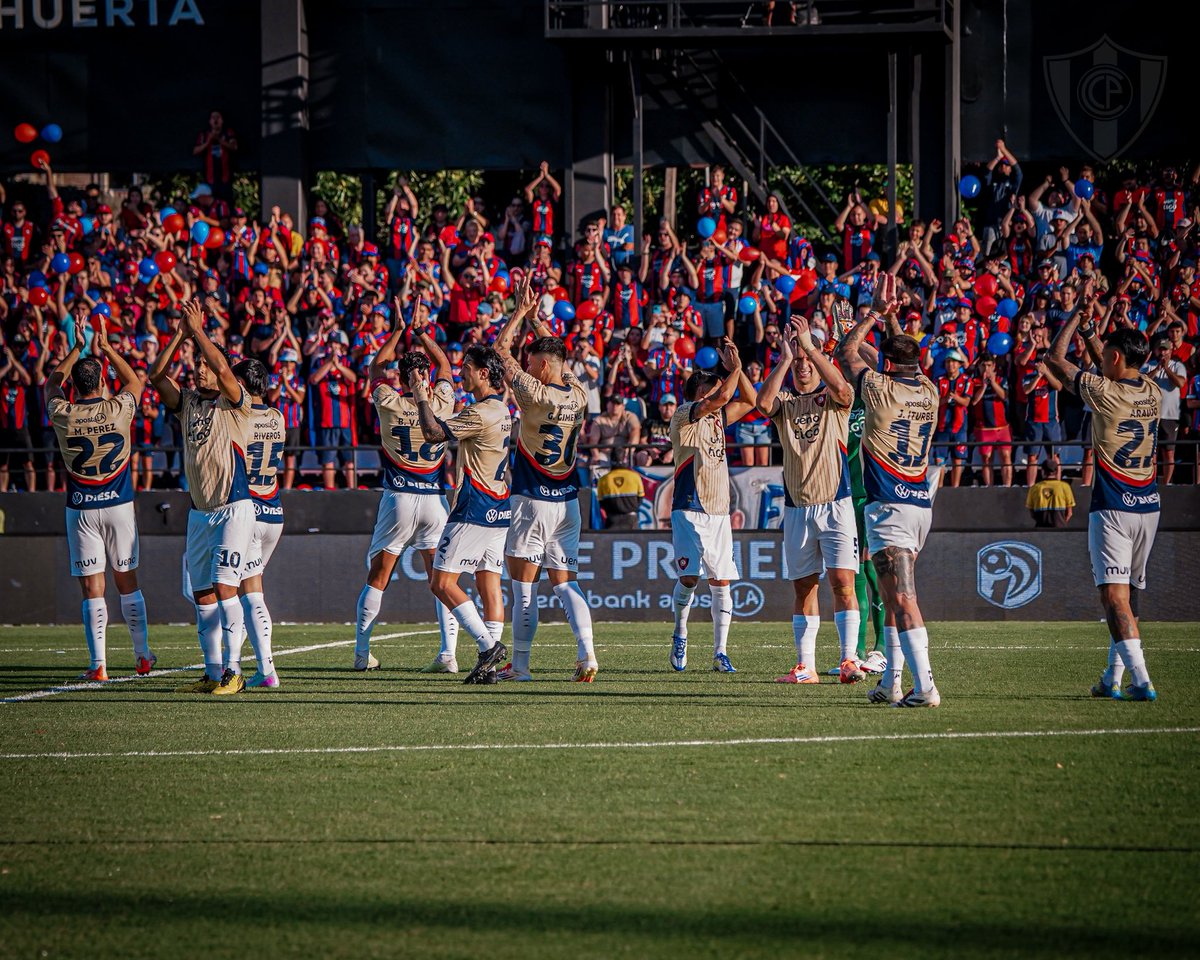 CCP1912oficial's tweet image. ¡Más que nunca; 𝐣𝐮𝐧𝐭𝐨𝐬, 𝐟𝐮𝐞𝐫𝐭𝐞𝐬 𝐲 𝐮𝐧𝐢𝐝𝐨𝐬, apuntando al próximo partido en casa! 💪🏟️🔥