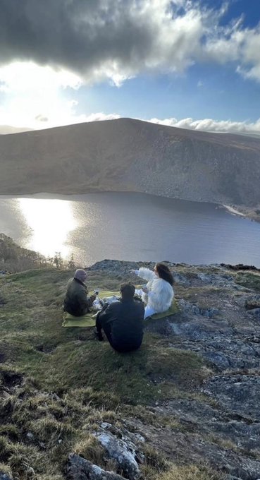 Updates_Europe's tweet photo. Mert Ramazan Demir shining bright in Ireland ๐ฎ๐ชโจ
Charming presence and effortless elegance on #TBSunday โ he truly owns every frame! #MertRamazanDemir https://t.co/2G0qdQbxsD