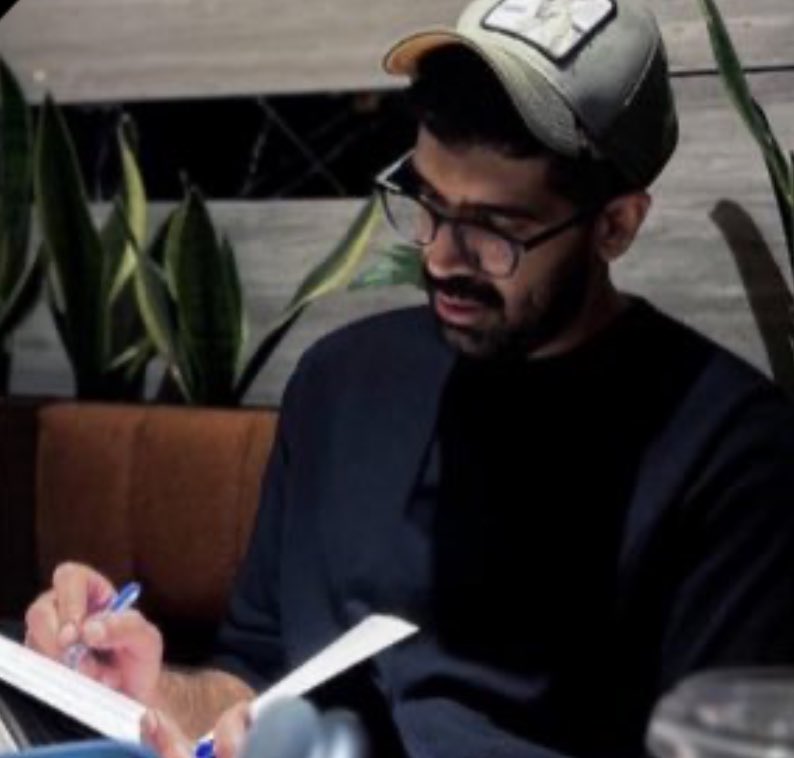 حبيبنا وصديقنا
وعشرة عمر في السوشل ميديا
<a href="/YousefJR/">يوسف جاسم رمضان</a> 
يوسف جاسم رمضان
اصيب في حادث مروري وحاليًا في العناية المركزة !

الله سبحانه يغير الحال من حال لـ حال والأقدار بـ ( دعاء صادق ) ربما ( إنت أو إنتي ) تكون سبب في ذلك

خصصوا له وقت الليلة
والله يسخر لنا الطيبيين مثل ماسخرنا له🤲🏼