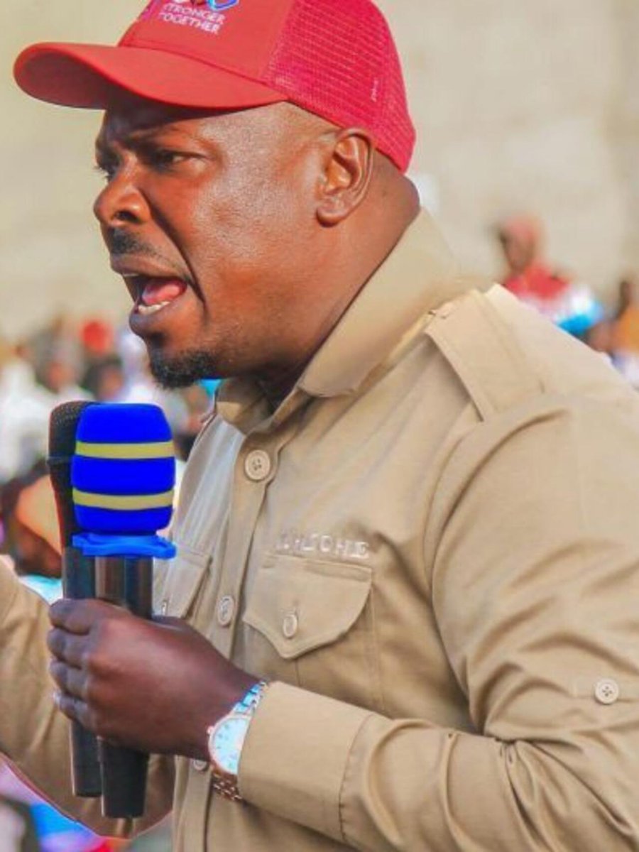 SimonChacha_1's tweet photo. Don’t stop Tata @HecheJohn 
There are some children denied of their right for fathers were taken from them, so many young people denied of their lives. At the moment you are our voice. Please don’t stop shouting.

May the heavens guide your move. 
🇹🇿 https://t.co/T9vglY6JK0