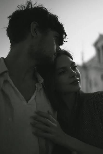 #بوح_آخر_الليل 

احب الحديث معگ
رغم اني ما املك 
ما اقوله احيان