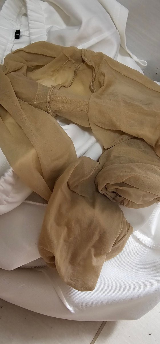 pantyhose secret french 🇫🇷 (@sebhug3) on Twitter photo 