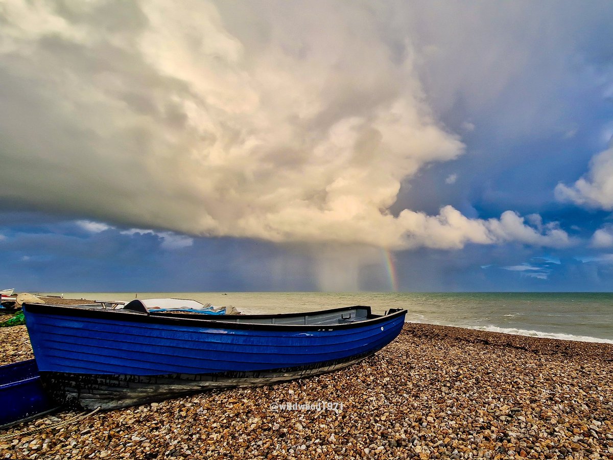 Stormy skies this afternoon <a href="/PONewsHub/">PO Hub</a> <a href="/ThePhotoHour/">#ThePhotoHour</a> <a href="/ExpSussex/">ExperienceSussex</a> <a href="/BBCSouthWeather/">BBCSouthWeather</a> <a href="/AlexisGreenTV/">Alexis Green</a> <a href="/itvmeridian/">ITV News Meridian</a> <a href="/HollyJGreen/">Holly Green - Weather Presenter</a> <a href="/PhilippaDrewITV/">Philippa Drew</a> <a href="/StormHour/">#StormHour</a> <a href="/StormHourMark/">Mark Boardman</a>