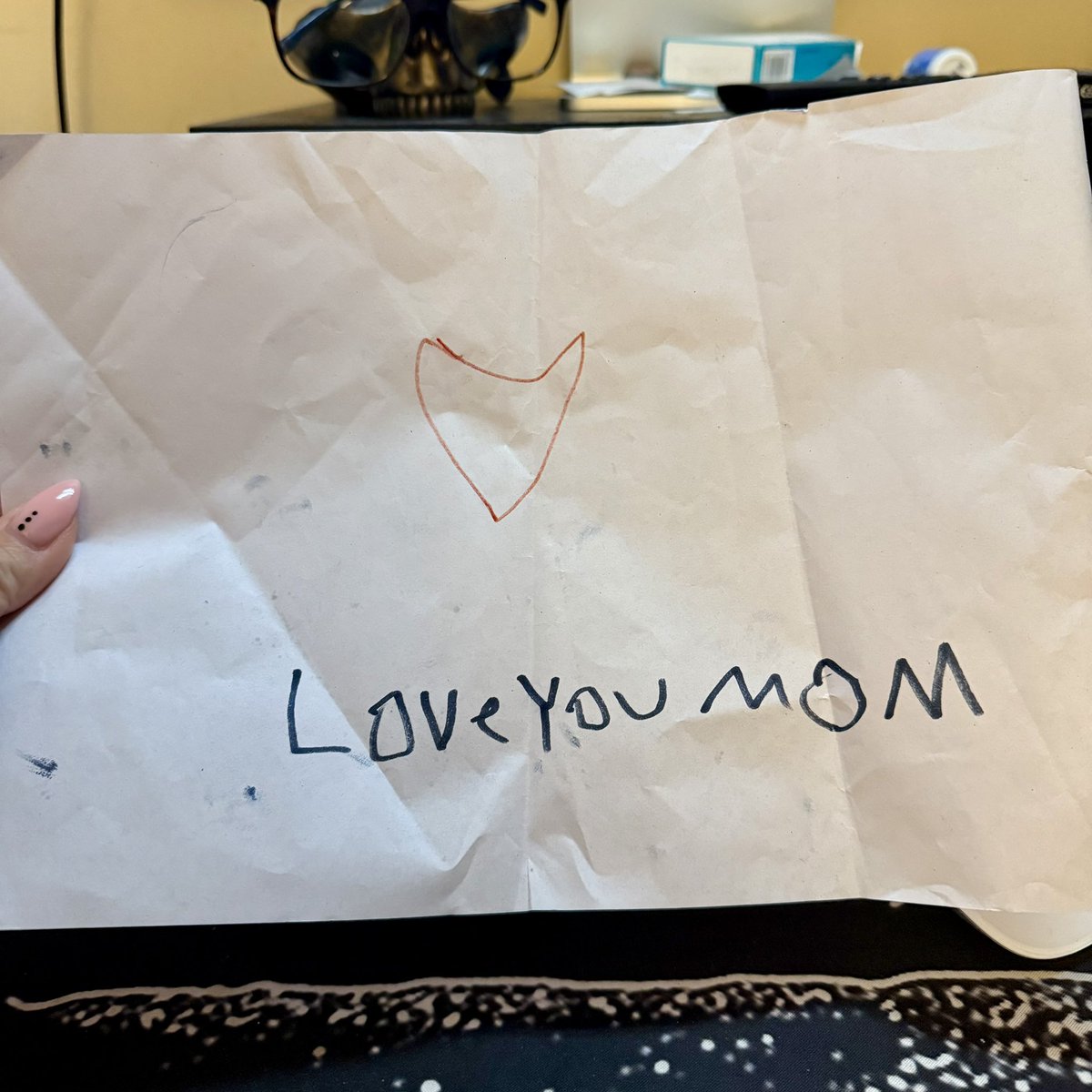 A small note. A huge day-maker 🥹🖤