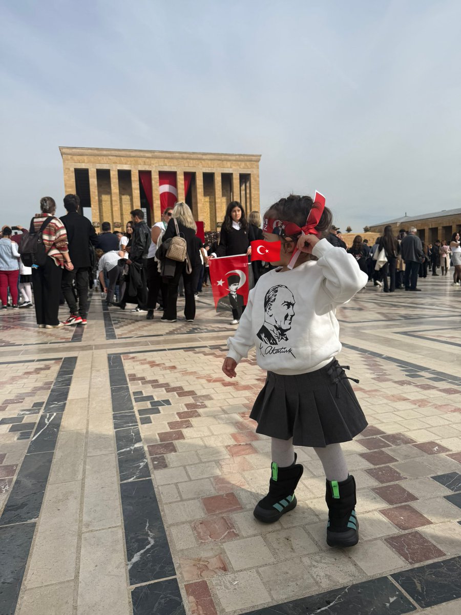 tgbaergin's tweet photo. 10.11.2025 Anıtkabir https://t.co/rsO9XP8W3B