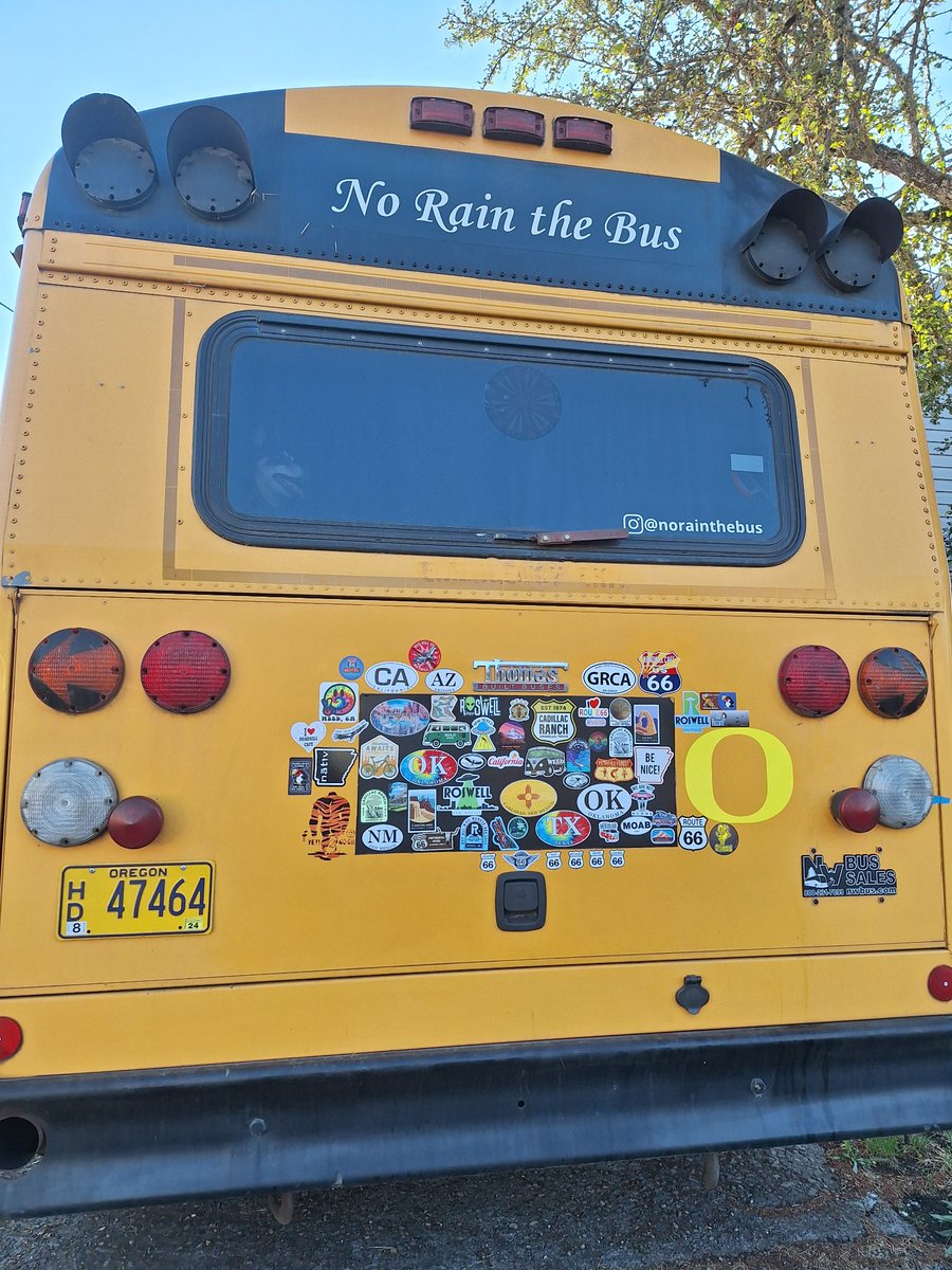No Rain "The Bus" tweet media