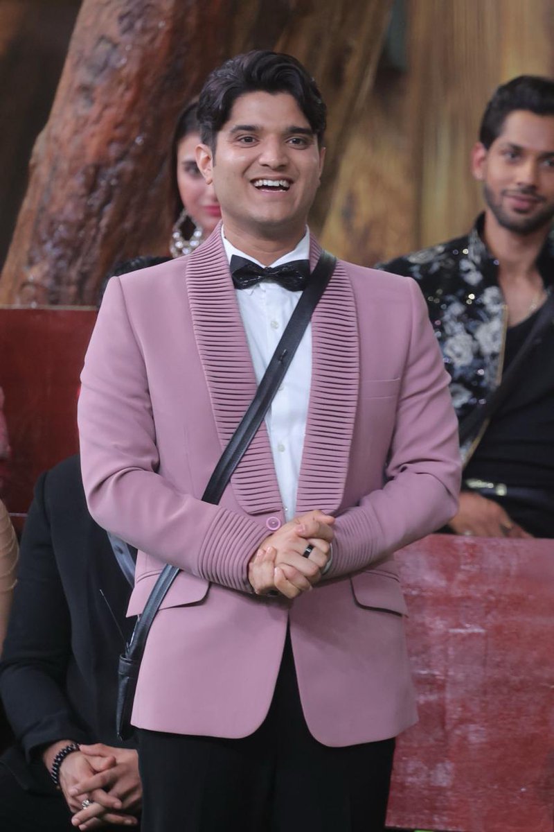 "UNFAIR EVICTION OF MRIDUL"
#MirdulTiwari 
Big boss