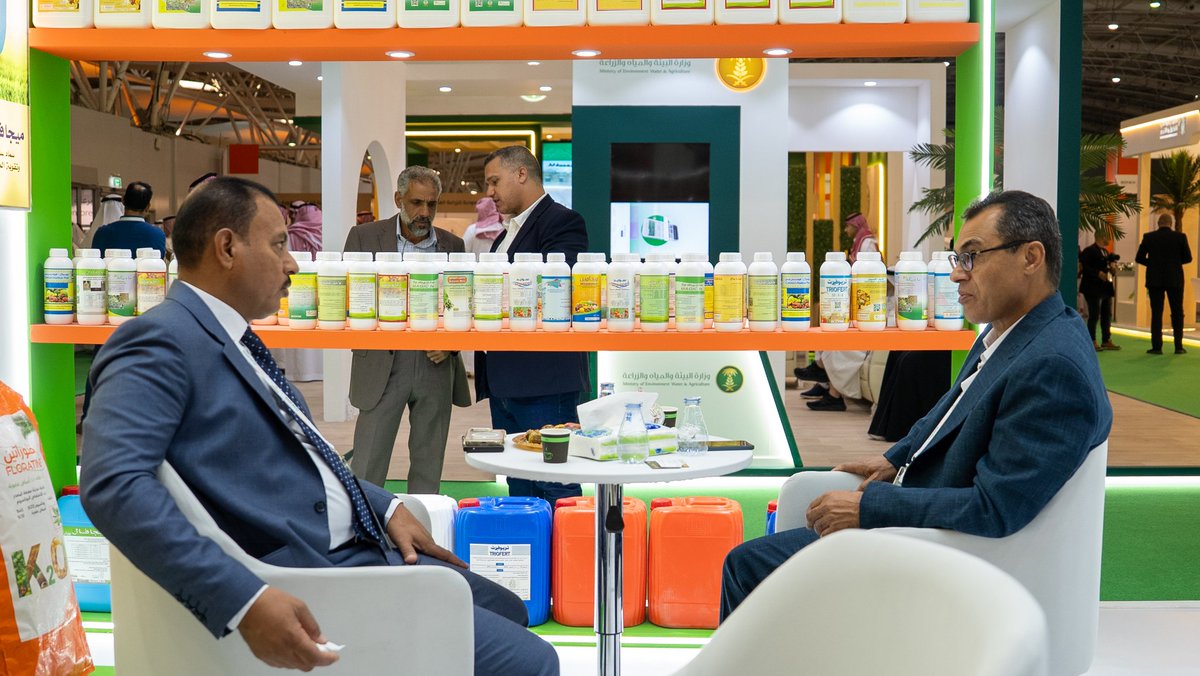 BiofachSARA's tweet photo. لقاءات مثمرة ومناقشات حول أحدث الابتكارات في الزراعة العضوية ضمن فعاليات المعرض السعودي الدولي للمنتجات والزراعة العضوية – بيوفاخ السعودية 2025. 
🗓 10 - 12 نوفمبر 2025
🕚 11 صباحا - 8 مساء
📍 مركز الرياض الدولي للمؤتمرات والمعارض

Engaging discussions and fruitful meetings on the latest innovations in organic agriculture at BIOFACH SAUDI ARABIA 2025. 🌿
🗓️ 10 - 12 Nov 2025
🕚 11 Am - 8 PM
📍 Riyadh International Convention & Exhibition Center