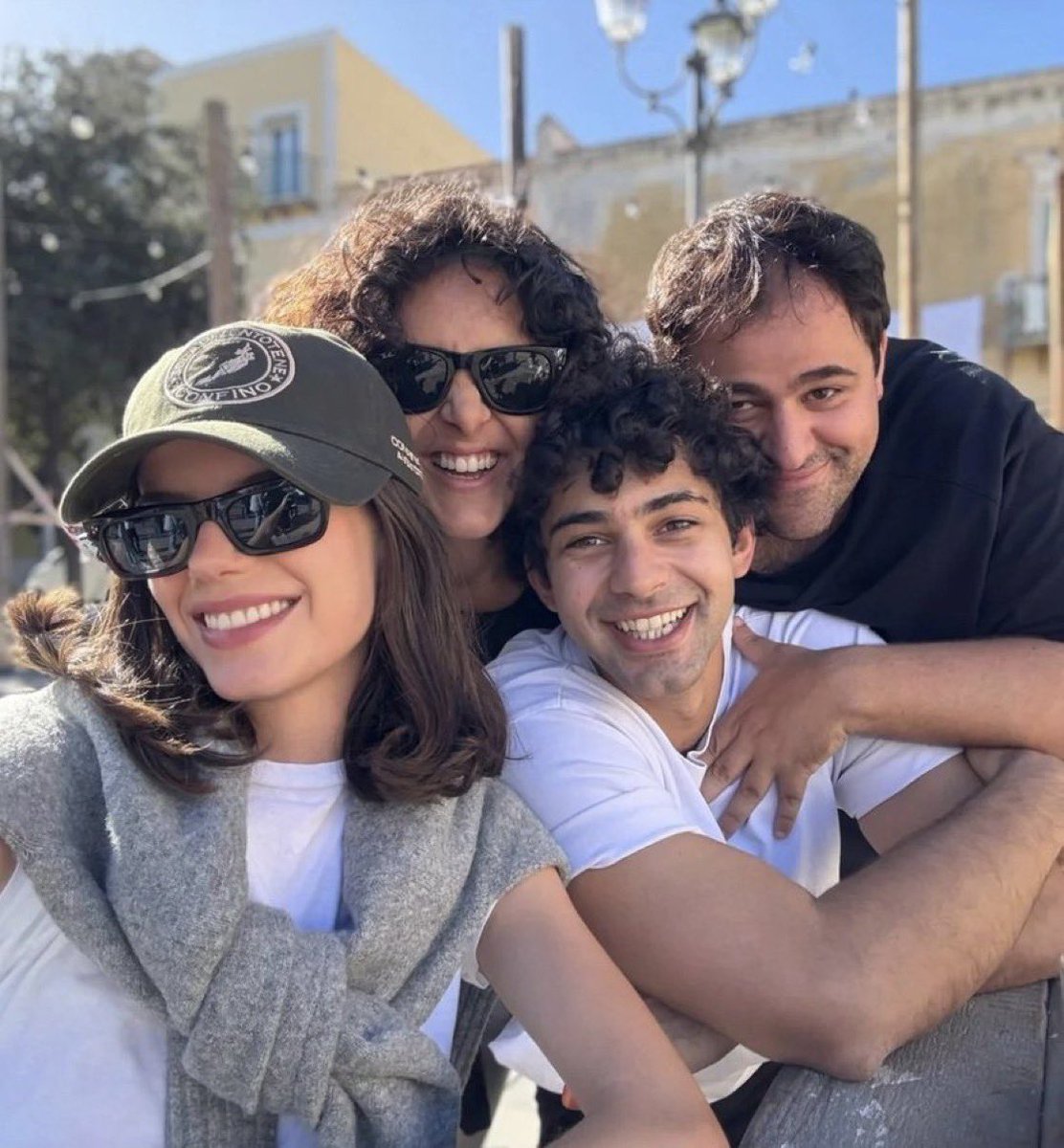 Massimiliano (<a href="/Massicaiazzo7/">Massimiliano Caiazzo</a>) sul set di “Me,You”