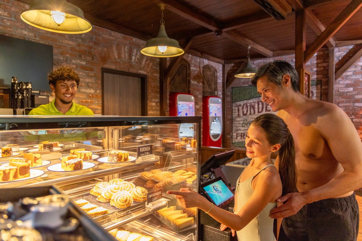 Ready to explore the Tower of the Gods? ✨

In #Nordiskturn, enjoy cozy spaces where you can sit back &amp; relax... Or get your adrenaline rush on the Vikingløp slide race! 🏁 Or treat yourself to an elegant Rulantica Svit &amp; enjoy a moment of luxury perched above the water world. 🤩