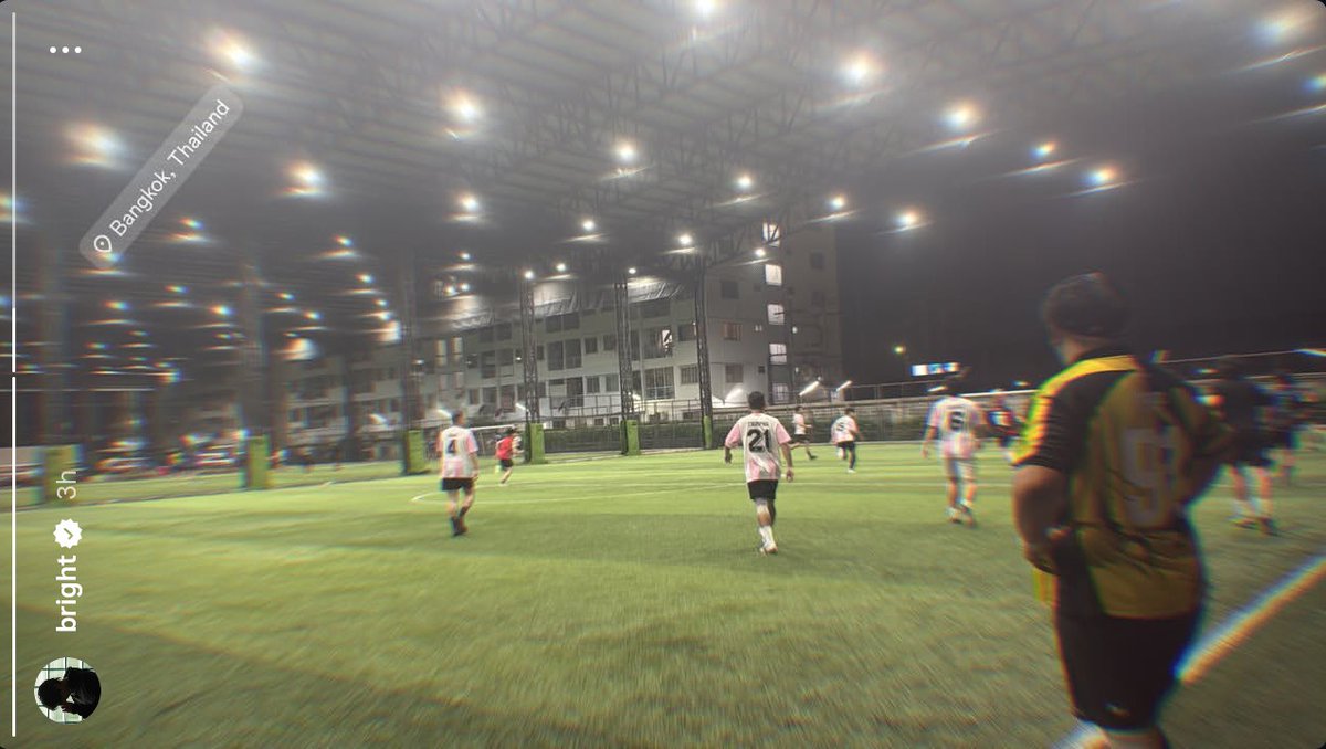 Bright plays football with Gulf ⚽🙌🏻
So cute how he tags Bangkok, Thailand on his IGs, finally home after being overseas for weeks, and back on the field 🥰

IGS bright, gulfkanawut
#bbrightvc #bright <a href="/bbrightvc/">bright</a>
