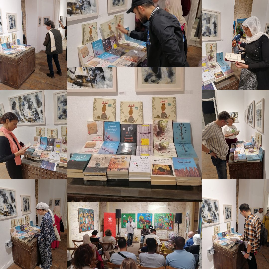 جانب من مشاركة دار صفصافة للنشر في #ليلة_الأدب_الأوروبي_المعاصر بالمركز الثقافي الأسباني بوسط البلد، بالشراكة بين معهد ثربانتس والمراكز التشيكية وسفارة النرويج. 

تتميز الفعالية بطابعها الأدبي التفاعلي، حيث يلتقي النص الأوروبي المعاصر مع الأداء العربي الحي، في تجربة ثقافية متعددة