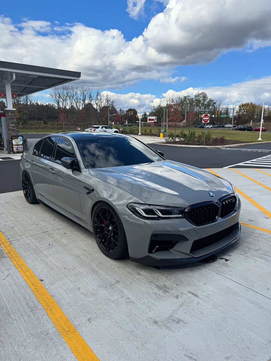 hapstro's tweet photo. If you believe you can still get a car this year, comment God is good 🙌🏿 https://t.co/k5lpadqG9Z